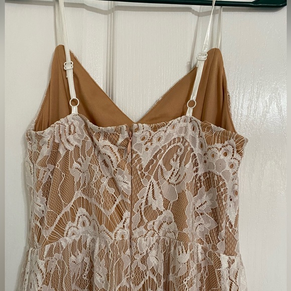 Beautiful NEW Lace Dress by Southern Fried Chics - Picture 5 of 12